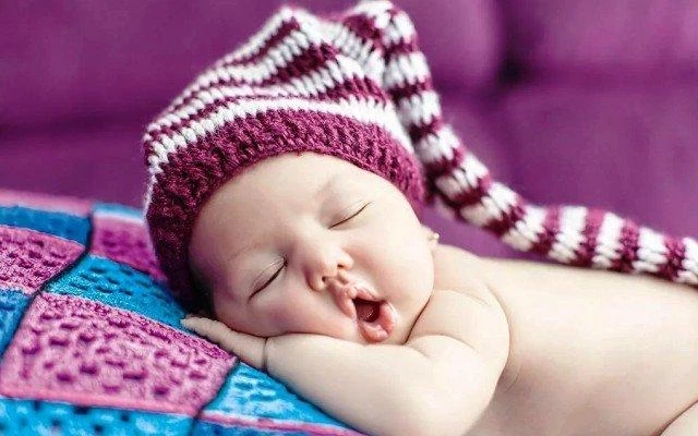 Родить девочку во сне значение по соннику для женщины