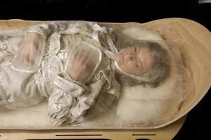 К чему снится покойник в гробу